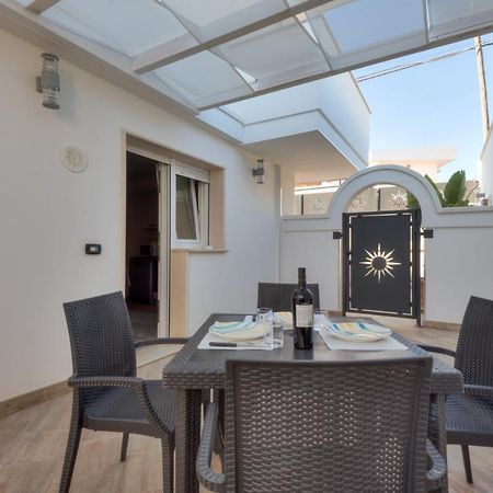 Cento Passi Dal Mare By Latuapuglia Apartment San Pietro in Bevagna Bagian luar foto