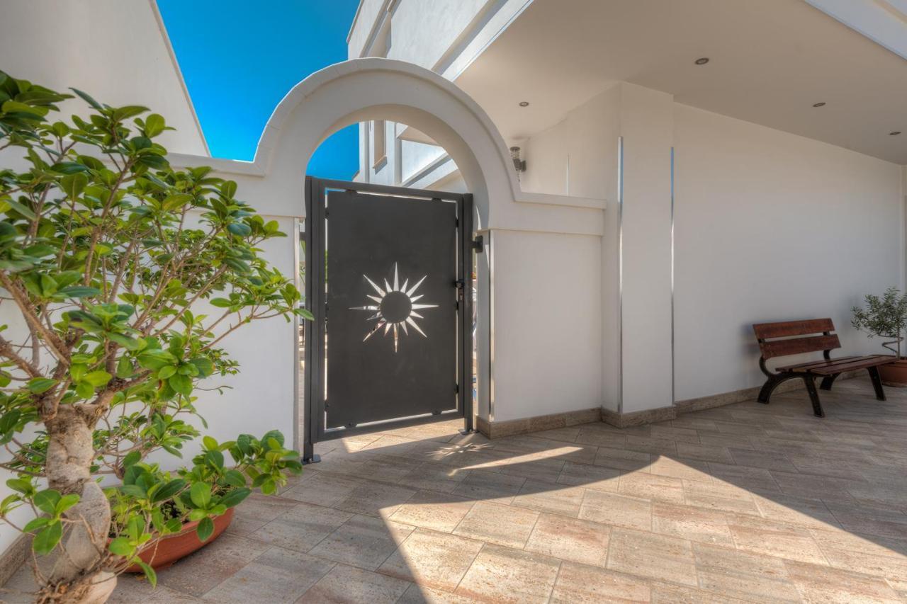 Cento Passi Dal Mare By Latuapuglia Apartment San Pietro in Bevagna Bagian luar foto
