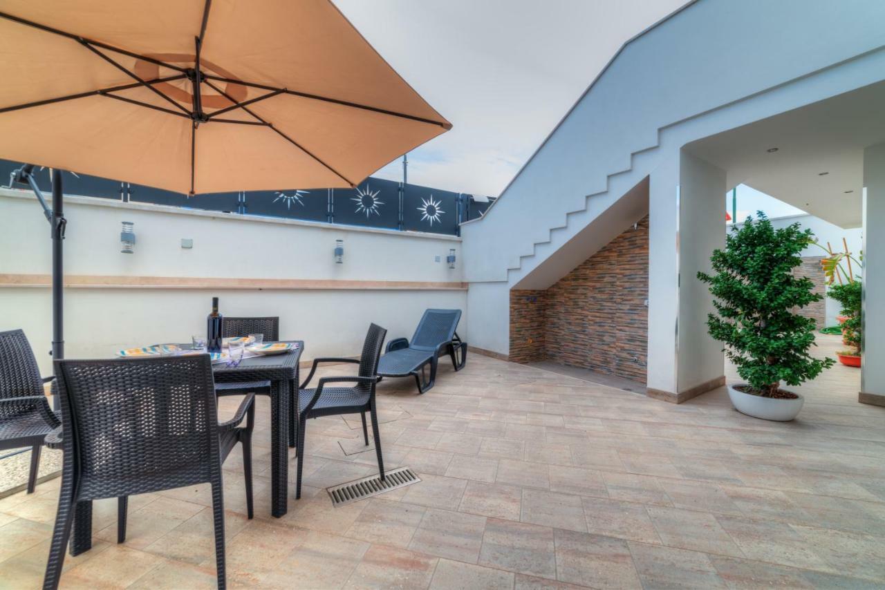 Cento Passi Dal Mare By Latuapuglia Apartment San Pietro in Bevagna Bagian luar foto